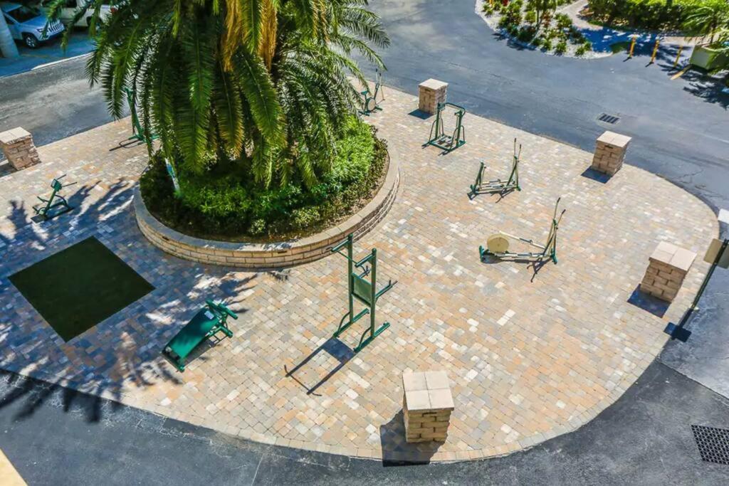 On The Rocks Villa Tampa Ngoại thất bức ảnh