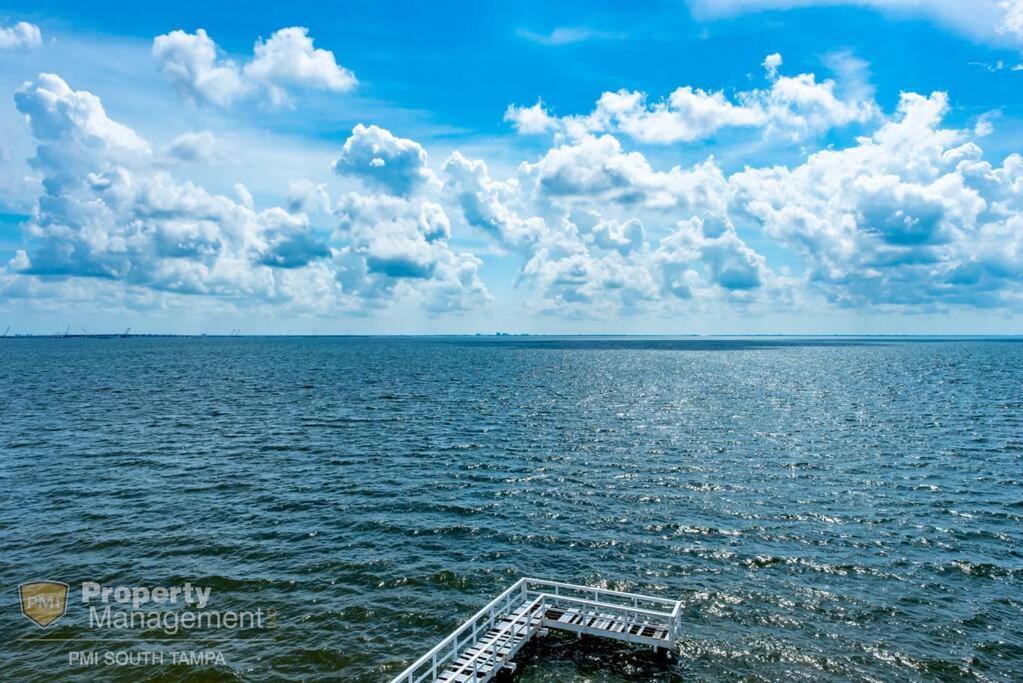 On The Rocks Villa Tampa Ngoại thất bức ảnh