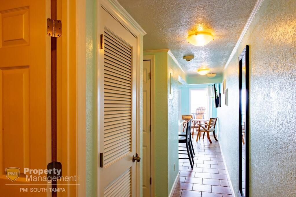 On The Rocks Villa Tampa Ngoại thất bức ảnh